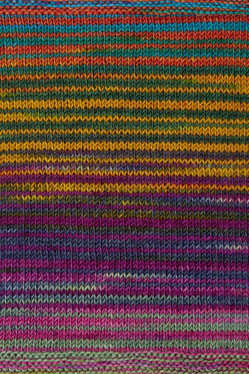 Urth Yarns Uneek DK 100g image 11