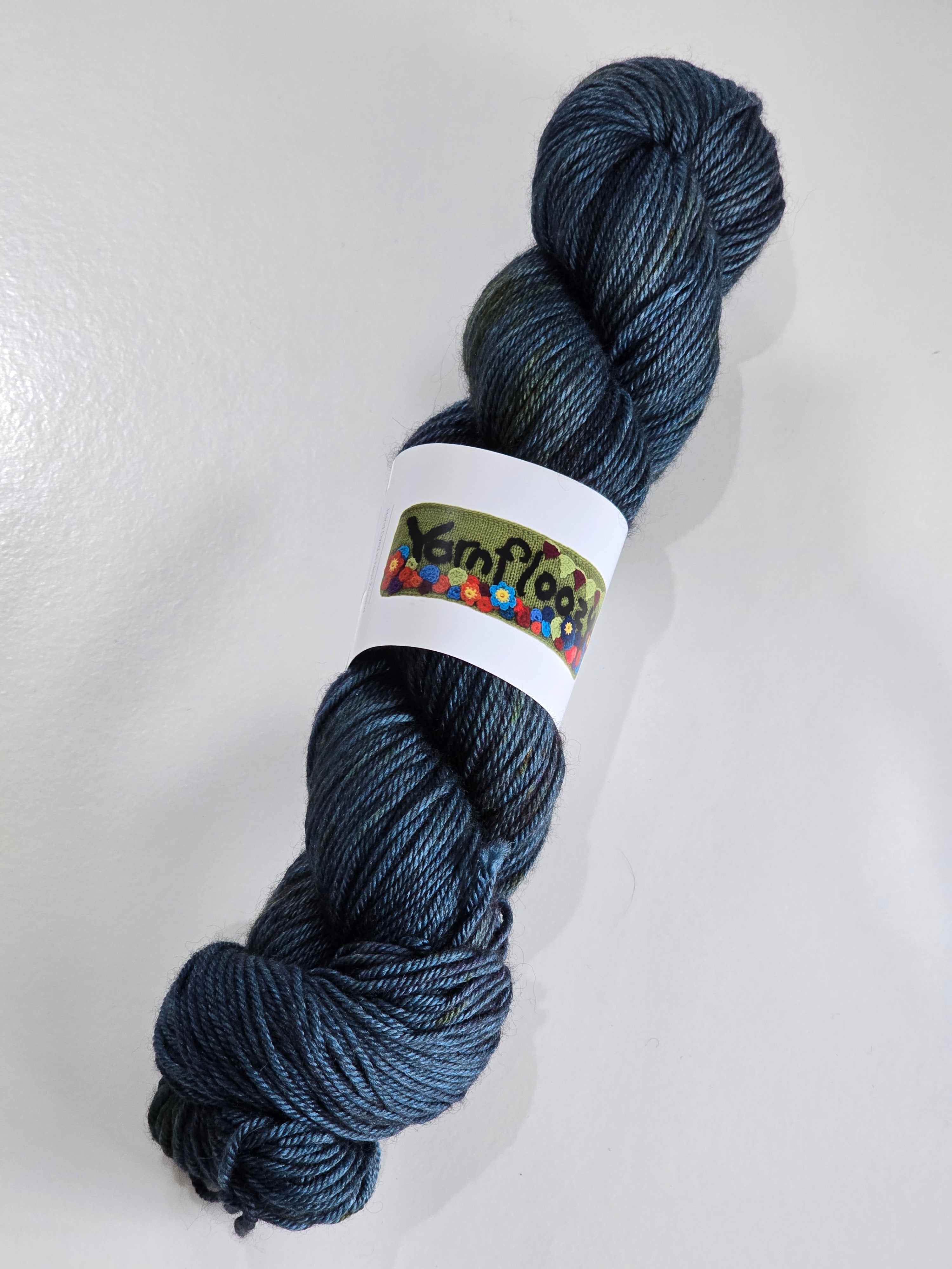 Yarnfloozy Staunch 8ply image 7