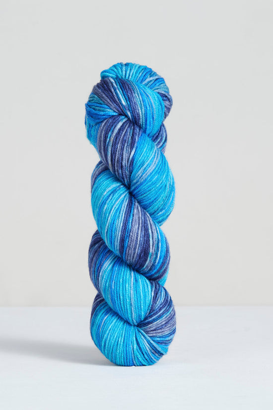 Urth Yarns Uneek DK 100g image 2