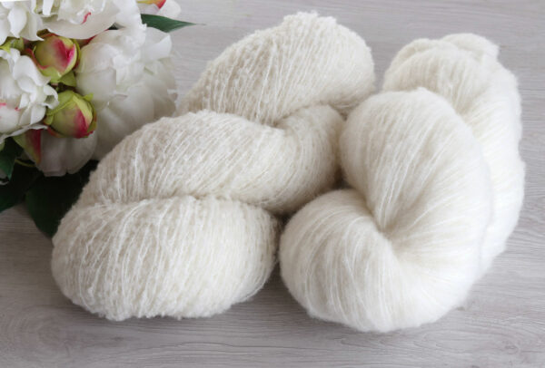Ashford Merino Boucle Yarn image 0
