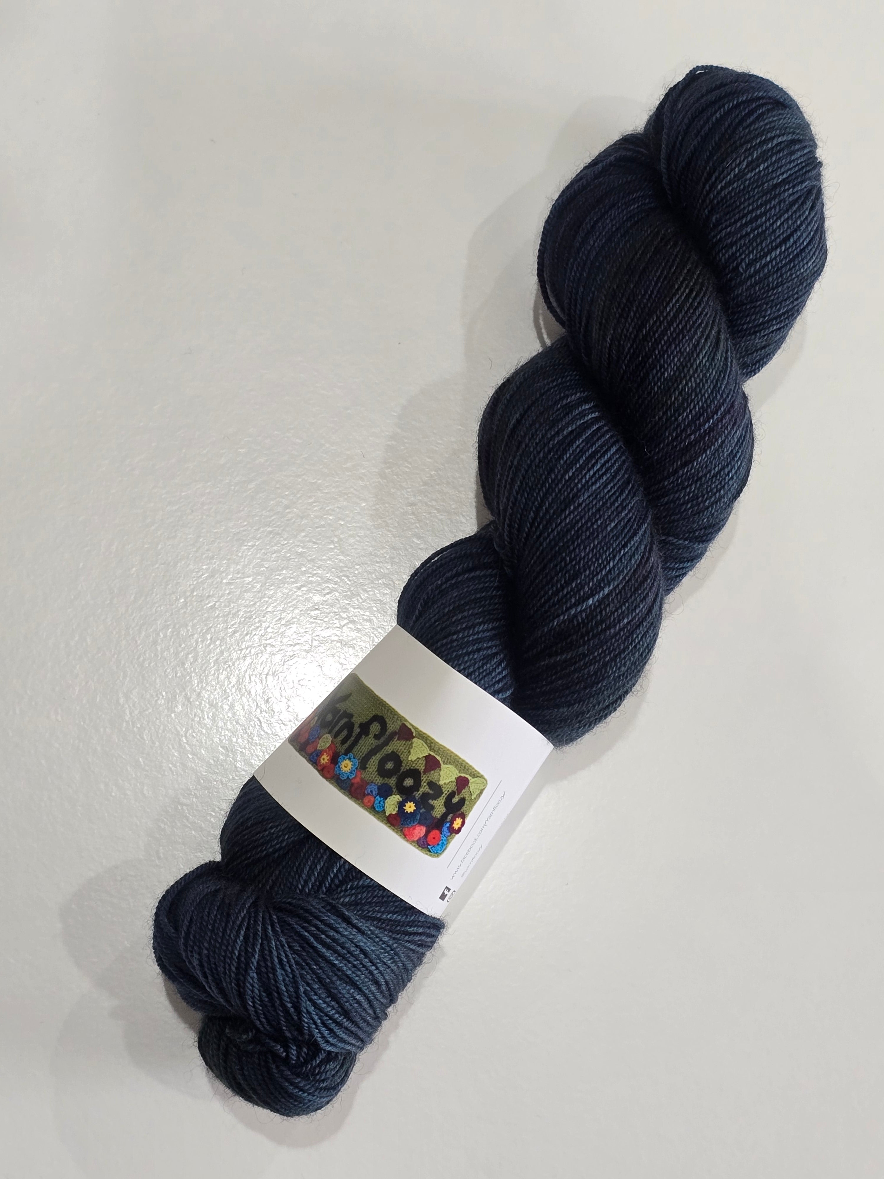 Yarnfloozy Machinist 4ply image 7