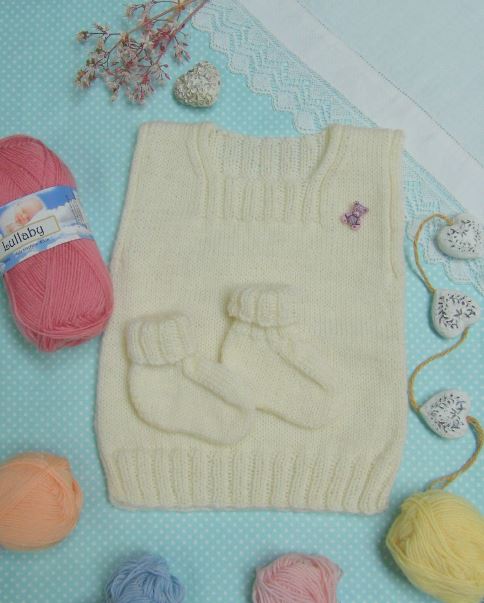 Countrywide Pattern - 4ply Singlet & Booties P282 image 0