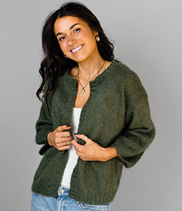 Alpaca Yarns Pattern - Blousy Jumper & Cardigan 1418