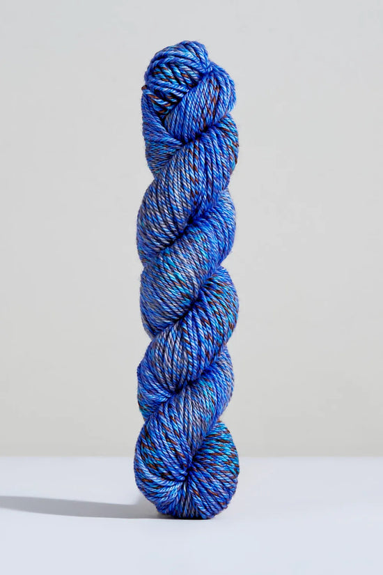 Urth Yarns Spiral Grain Light Worsted 50g