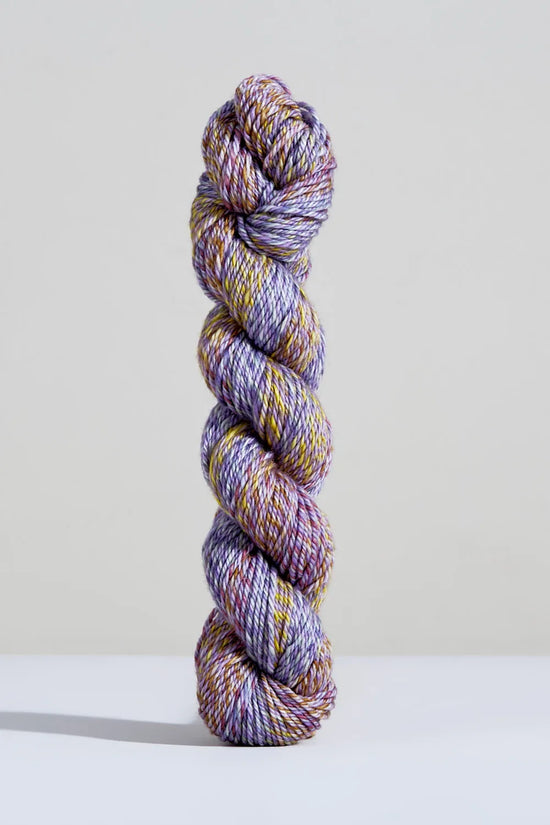 Urth Yarns Spiral Grain Light Worsted 50g